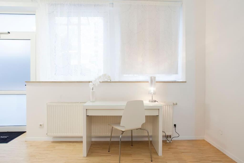 Exclusive 2-Room Souterrain Apartment Nürnberg Dış mekan fotoğraf
